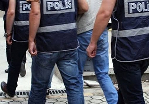 İzmir merkezli 15 ilde FETÖ operasyonu: 23 kişiye gözaltı kararı