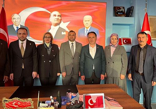 Kaan Koç ve AK Parti Heyetinden MHP Ardahan İl Başkanı Sevim Köseliören’e Geçmiş Olsun Ziyareti