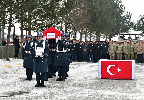 Kalp krizi sonucu hayatını kaybeden Astsubaya Ardahan da Tören