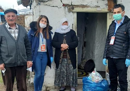 Kars, Ardahan, Iğdır da Vefa ekibi Doğu'da yüzleri güldürüyor