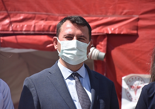 Kars İl Sağlık Müdürü Lazoğlu'ndan Kovid-19'dan hastanede yatanların yüzde 95'i aşısız açıklaması