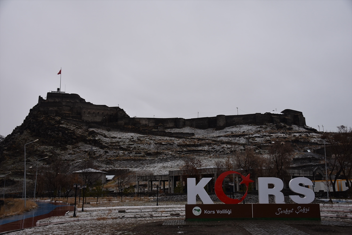 Kars nisanda beyaza büründü
