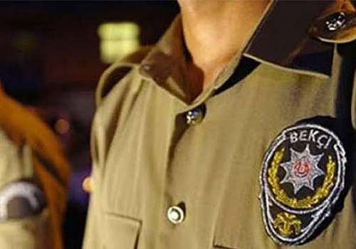 Kars'ta Bekçinin dikkati ruhsatsız silah yakalattı