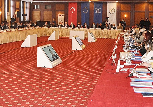 Kars'ta, Kadına Şiddete Karşı Kanun Uygulamalarının İyileştirilmesi Çalıştayı