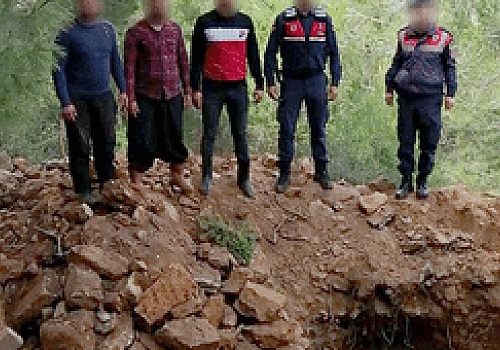 Kars'ta kazı yapan 6 kişiye suçüstü