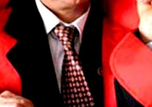 Kars'ta kendisini savcı olarak tanıtan kişi muhtarı dolandırdı