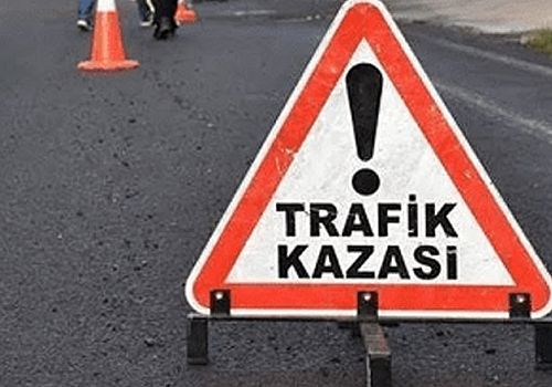 Kars’ta meydana gelen trafik kazasında 1 kişi hayatını kaybederken, 1 kişi de yaralandı