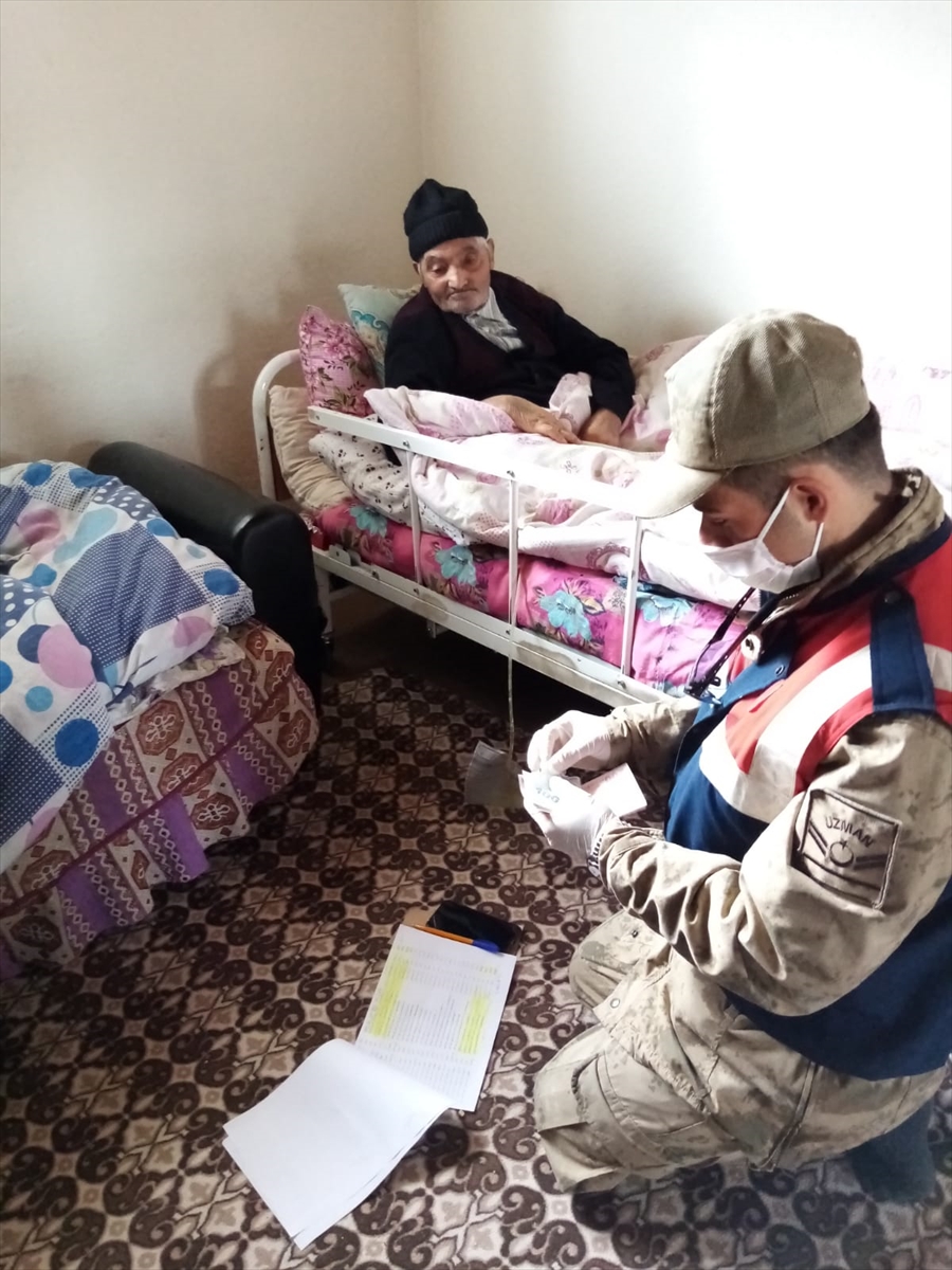 Kars Vefa Destek Grubu Kovid-19 nedeniyle 3 bin 141 kişinin yardımına koştu