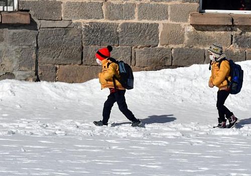 Kastamonu, Muş, Karabük ve Bartın'da olumsuz hava koşulları nedeniyle eğitime yarın ara verildi