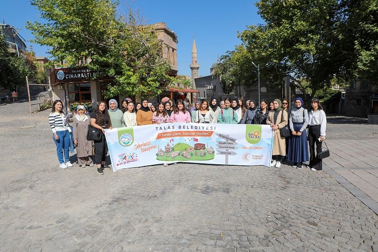Kayseri Talas'tan yeni öğrencilere oryantasyon