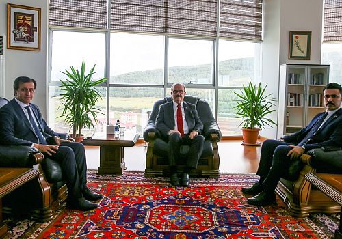 Kültür ve Turizm Bakan Yardımcısı Dr. Serdar Çam'dan Ardahan Üniversitesi'ne Stratejik Ziyaret