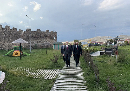 Kültür ve Turizm Bakan Yardımcısı Serdar Çam Ardahanı Ziyaret etti
