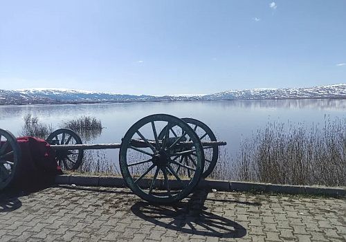 Kura Nehri,Taştı Ardahan Ovası'nı adeta göle çevirdi