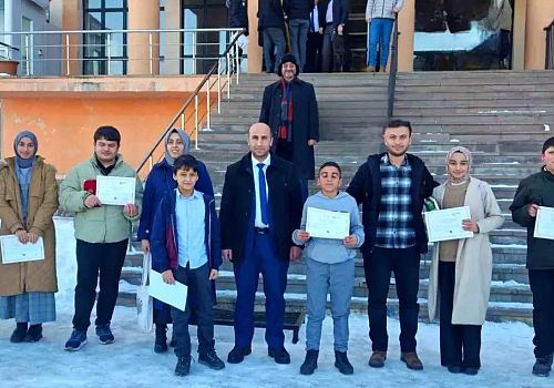 Kuran okuma yarışmasında Posuf un başarısı