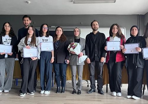Kutadgu Bilig Ardahan İl Paneli Göle Nilüfer Sosyal Bilimler Lisesi Konferans Salonunda gerçekleşti 