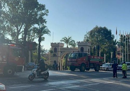 Marmaris'te İçmeler yolunda bulunan 5 yıldız otelde sabaha karşı yangın çıktı
