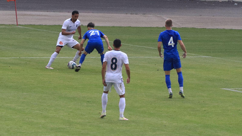 Medipol Başakşehir hazırlık maçında Altay'ı 4-0 yendi