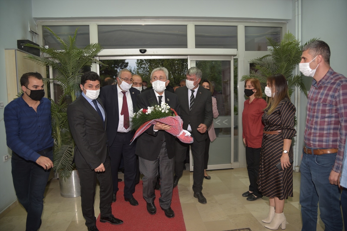 MHP Genel Başkan Yardımcısı Ayhan, Kağızman Belediyesini ziyaret etti