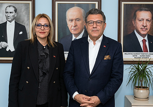 MHP’nin Kadın Başkanı Köseliören’e Belediye’den Tam Kadro Ziyaret: Ardahan Kazandı