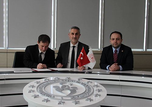 Milletvekili Kaan Koç’tan Hanak’a Gençlik Merkezi Müjdesi