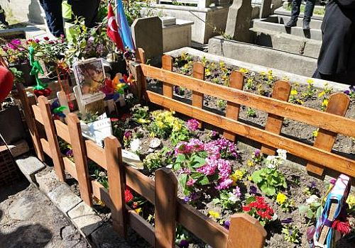 Minguzzi'nin tahrip edilen mezarı onarıldı