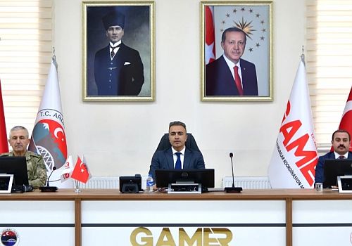 Nisan Ayı İl Güvenlik ve Asayiş Toplantısı Vali Hayrettin Çiçek Başkanlığında Gerçekleştirildi