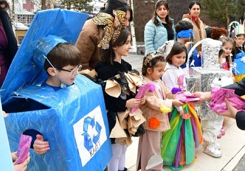 Özel Ellerin Sanat Yolculuğu: Ardahan Özel Eğitim Meslek Okulu'ndan Büyük Başarı