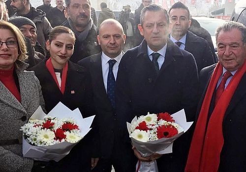 Özgür Özel Ardahan'da Ardahanlıları babaevimize bekleriz dedi