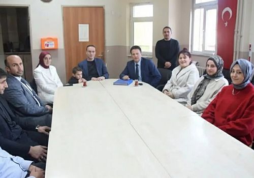 Posof Kaymakamı Kestioğlu Öğretmenlerle Bir Araya Geldi
