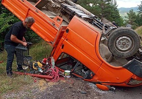 Posof ta  meydana gelen trafik kazasında 3 kişi yaralandı