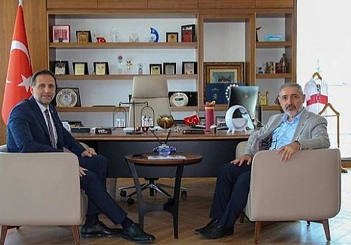 Rektör Prof. Dr. Mehmet Biber Ardahan Milletvekili Özgür Erdem İncesu yla görüştü 