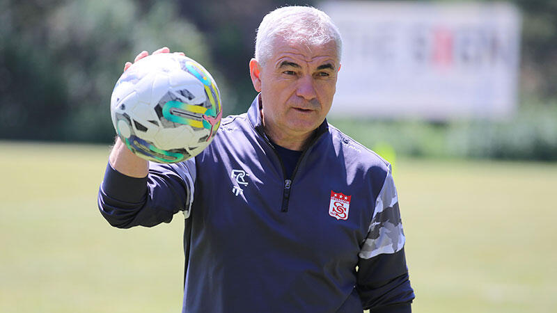 Rıza Çalımbay: Fayçal, Kayode ve Konate'nin yerine alacağımız oyuncular var