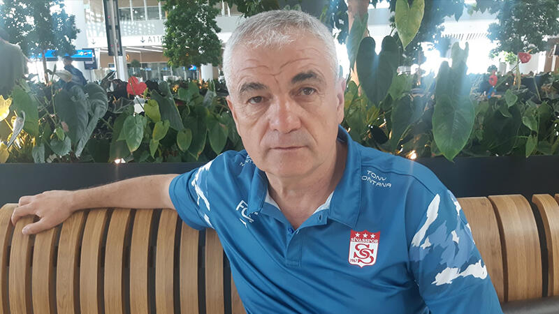 Rıza Çalımbay: Morutan için başkanımız uğraşıyor, Sivasspor O'nun için fırsat olabilir