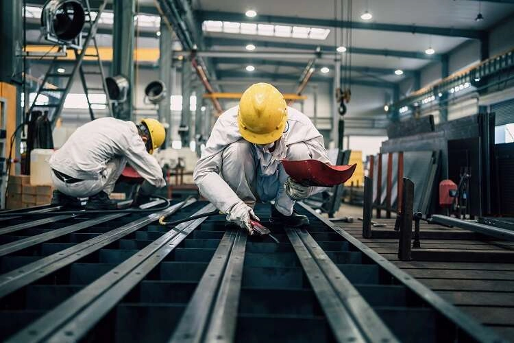 Saatlik işgücü maliyeti yüzde 112