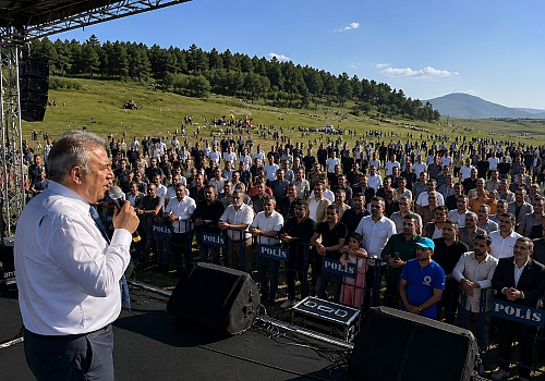 Saffet Kaya'dan Göle Kaşar Festivali’nde Birlik ve Beraberlik Mesajı: Ardahan Sevdamız Hiç Bitmeyecek