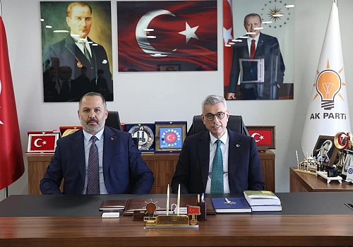 Sağlık Bakanı Kemal Memişoğlu, AK Parti Ardahan İl Başkanlığında Sağlık Yatırımlarını Değerlendirdi