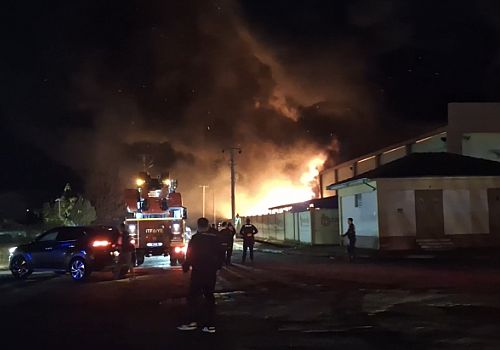 Samsun’un Bafra İlçesinde Geri Dönüşüm Fabrikasında Yangın