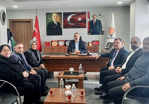 Şavşat Belediye Başkanı Durmuş Aydın’dan AK Parti Ardahan İl Başkanlığı’na Ziyaret