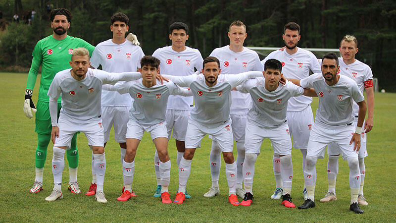 Sivasspor, ilk hazırlık maçını 2-0 kazandı