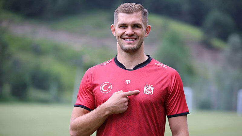 Sivasspor'un yeni transferi Angielski: Burada olmaktan mutluyum