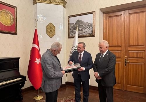 Son Başbakan Binali Yıldırım ve Ahmet Arslan’dan Kars Valiliği’ne Ziyaret