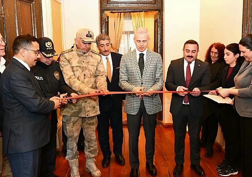 Tarihi Kongre Binası’nda Görsel Şölen: Fotoğraflarla Ardahan Sergisi Açıldı