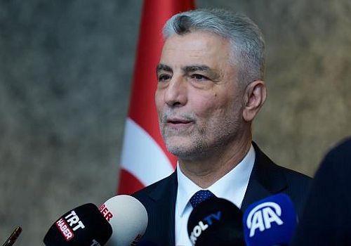 Ticaret Bakanı Bolat Birleşik Arap Emirlikleri'nde
