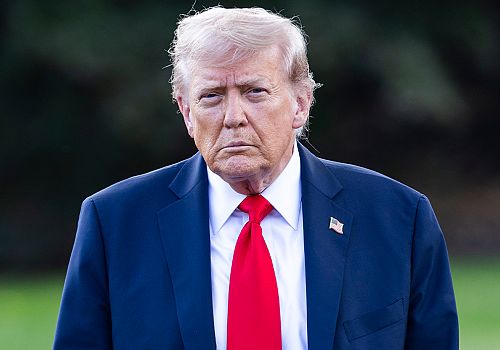 Trump: “NATO Rus petrolünü kestiğinde Rusya’ya büyük yaptırımlara hazırım