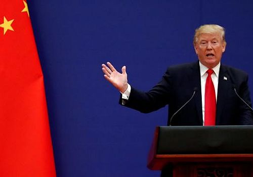 Trump’tan Çin’e Sert Hamle: Yüzde 100 Ek Gümrük Vergisi ve Yazılım Kısıtlaması Geliyor