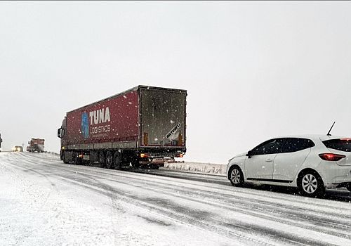 Türkgözü-Posof-Damal Kara Yolunda Ulaşım Normale Döndü