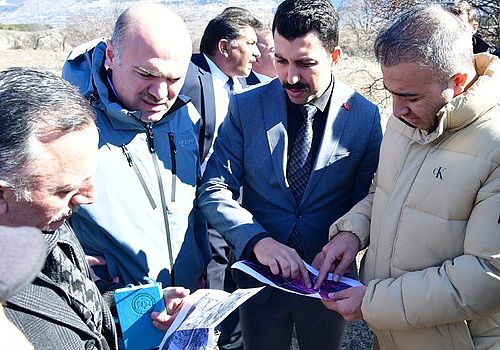 Türkiye'nin Gürcistan sınırındaki Türkgözü Gümrük Kapısı'na Tır Parkı Yapılacak 