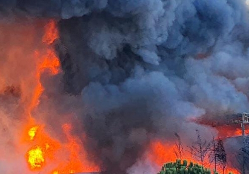 Tuzla'da polyester fabrikasında yangın 