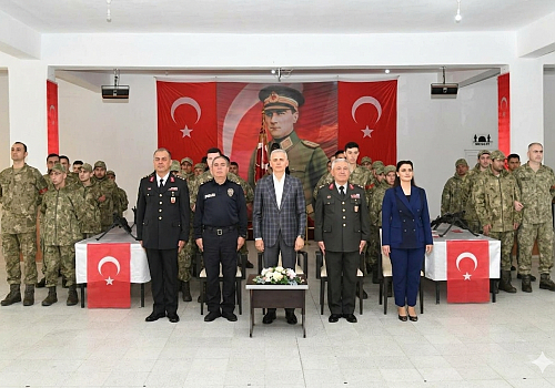 Üniforma Aşkı Engel Tanımadı: Serhat Şehri Ardahan'ın Özel Askerleri Terhis Oldu