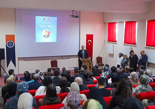 Vali Hayrettin Çiçek, Ardahan Üniversitesi’nde Söyleşi Programına Katıldı